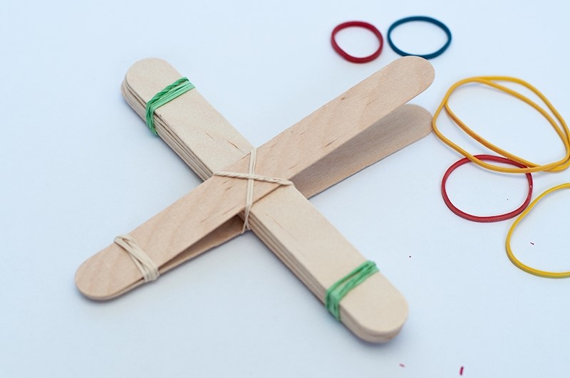 Popsicle Stick Catapult project image