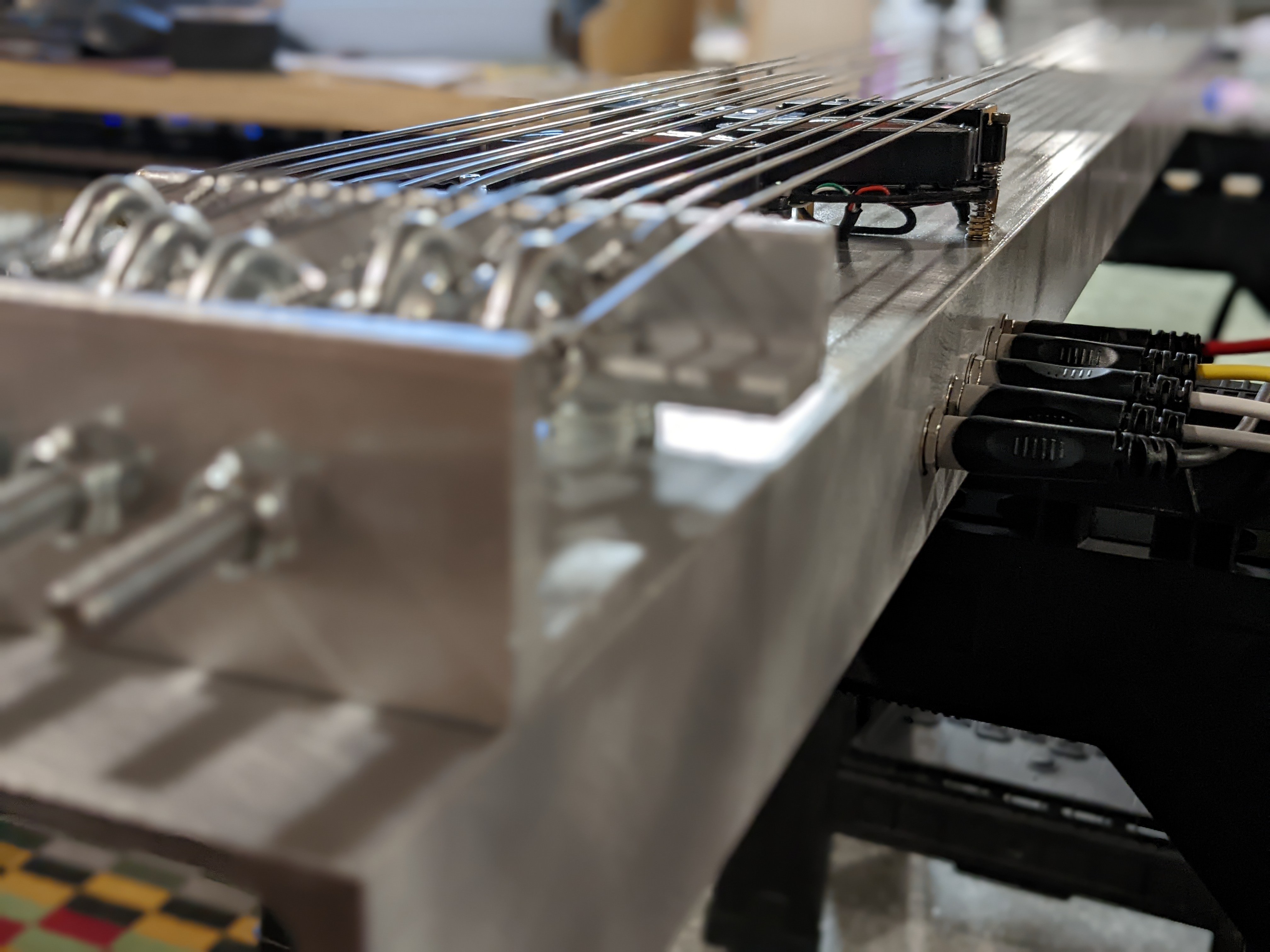 Null Beam: a 6 foot, 11-string aluminum electric concept instrument project image